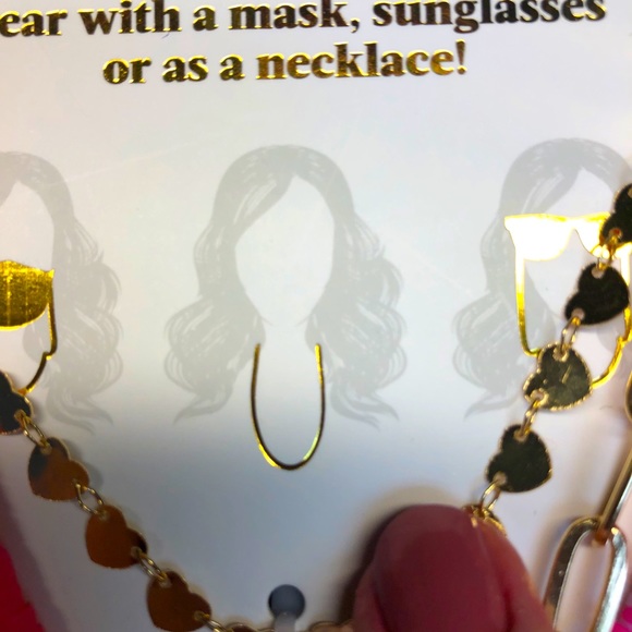 Multi-Wear Fashion Chain - Picture 5 of 10